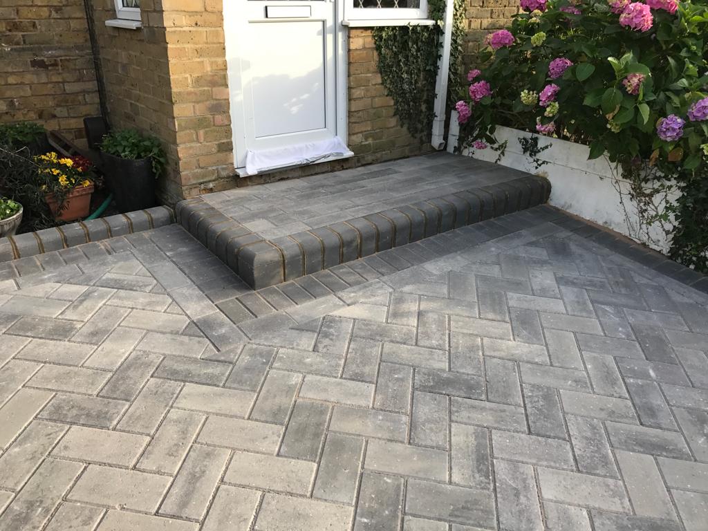 Quality Driveway & Patio Solutions by Ipswich Resin Driveways